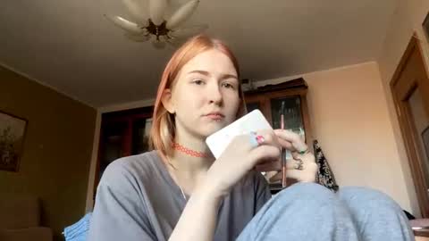 Snapshot of karinamuccia chatting on 02.11.26 Karina online show from 02.11.26