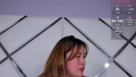 karinasanchezz online show from 09.13.25