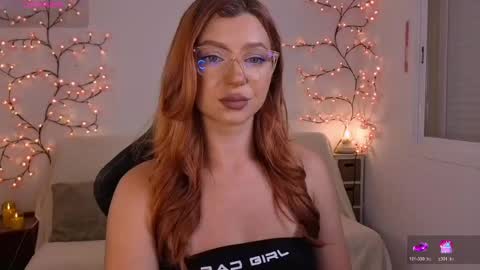 Snapshot of karinchik_ chatting on 05.26.26 Karina online show from 05.26.26