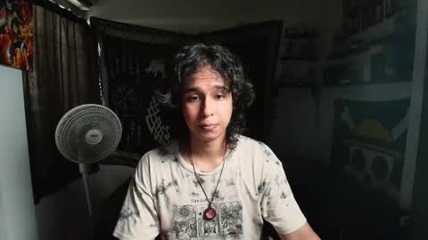 Snapshot of kariozzz chatting on 09.29.25 call me kai 3 online show from 09.29.25