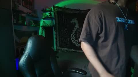 Snapshot of kariozzz chatting on 10.30.25 call me kai 3 online show from 10.30.25