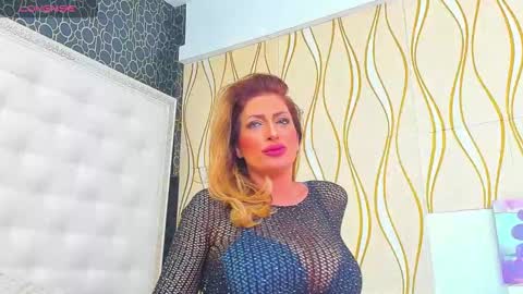 KARISSIA online show from 01.17.25