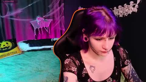 karkadeshk online show from 10.30.25