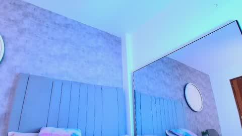 Snapshot of karla__ruiz chatting on 10.23.25 Karla online show from 10.23.25