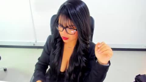 karla_cg online show from 10.02.25