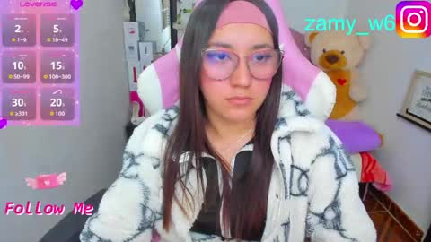 Snapshot of karla_cutee1 chatting on 05.08.26 karla online show from 05.08.26