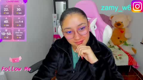 Snapshot of karla_cutee1 chatting on 05.17.26 karla online show from 05.17.26