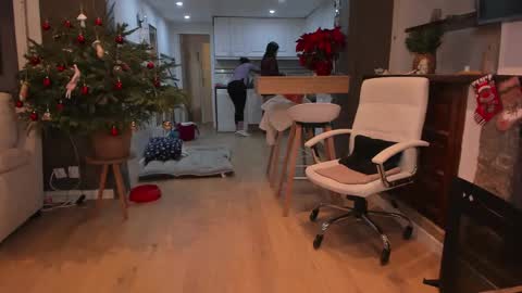 Carla Connor online show from 12.14.24