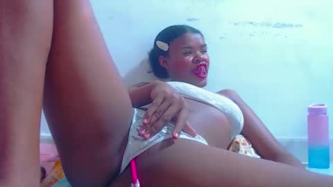 karla latina 28 online show from 09.18.25