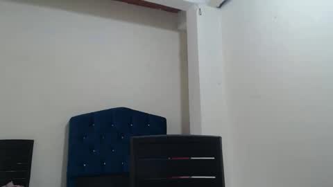 karla_lov3 online show from 10.27.25