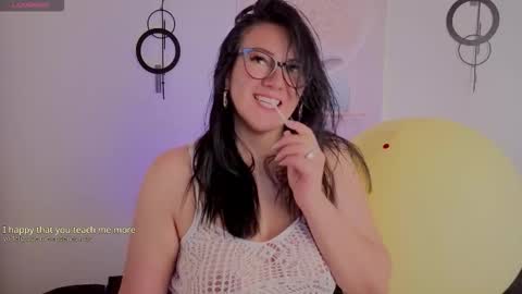 Snapshot of karla_valk1 chatting on 09.15.25 karla online show from 09.15.25
