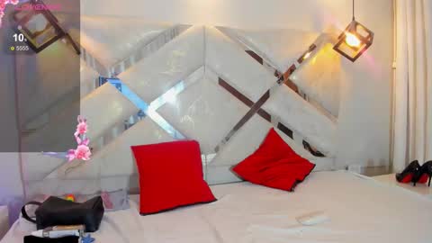 Snapshot of karlaa_megan chatting on 01.08.26 karla online show from 01.08.26