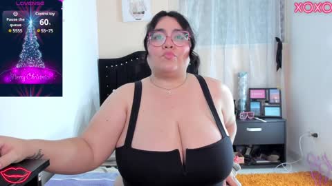 Snapshot of karlaalane chatting on 12.08.24 Karla Lane online show from 12.08.24