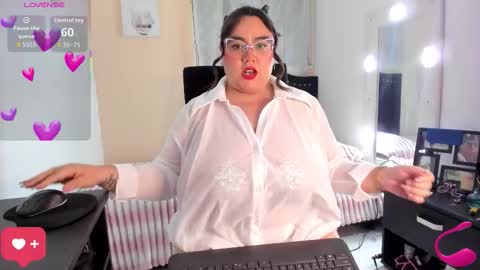 Snapshot of karlaalane chatting on 02.20.26 Karla Lane online show from 02.20.26