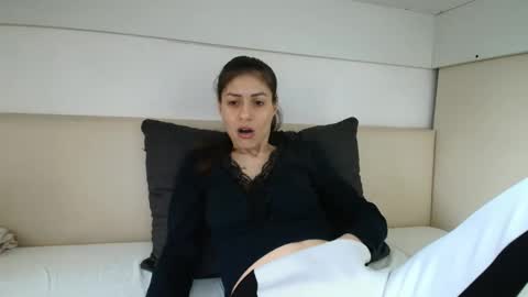 Snapshot of karladreamssex chatting on 02.04.25 Crystyna online show from 02.04.25