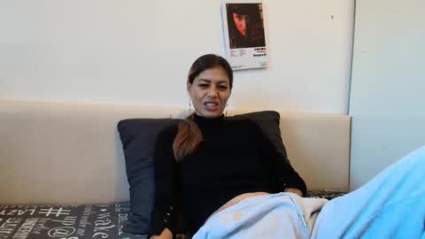 Snapshot of karladreamssex chatting on 10.21.25 Crystyna online show from 10.21.25