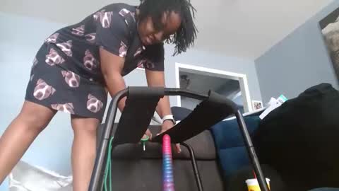 Karla J Rossii online show from 11.28.25