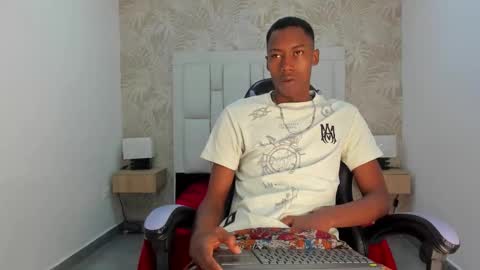 karllhil online show from 09.12.25