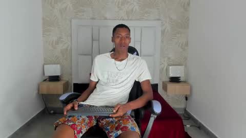 karllhil online show from 09.18.25