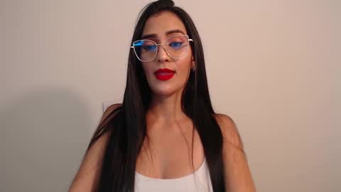 Snapshot of karlota_hank chatting on 01.10.25 Karlis online show from 01.10.25