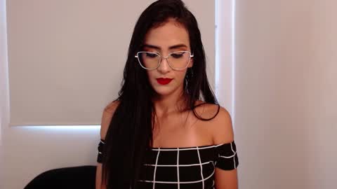 Snapshot of karlota_hank chatting on 02.28.25 Karlis online show from 02.28.25