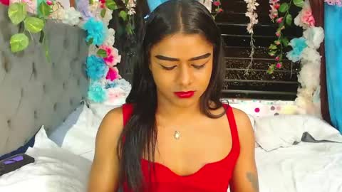 Snapshot of karly_coffe chatting on 04.28.26 KARLY. online show from 04.28.26