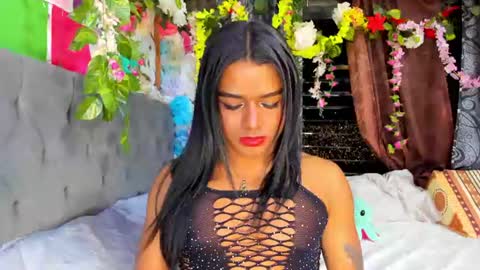 Snapshot of karly_coffe chatting on 06.12.26 KARLY. online show from 06.12.26
