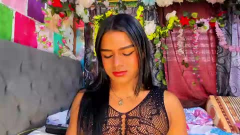 Snapshot of karly_coffe chatting on 06.24.26 KARLY. online show from 06.24.26