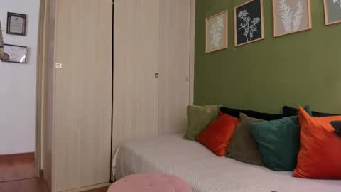 Snapshot of karlye_5 chatting on 10.30.25 Karlye online show from 10.30.25