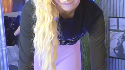Julia online show from 07.18.26