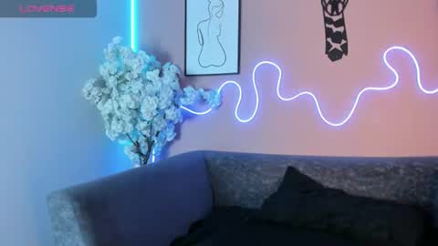 karo_linee online show from 06.30.26