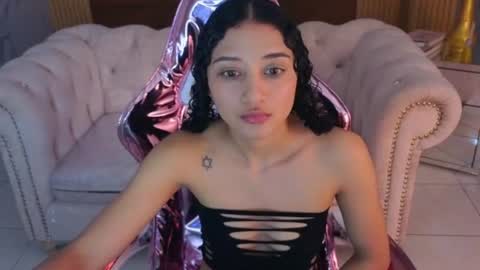 Snapshot of karol1_s chatting on 06.24.26 karol1_s online show from 06.24.26