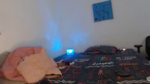 Snapshot of karol_colombia77 chatting on 10.22.25 karol_colombia77 online show from 10.22.25