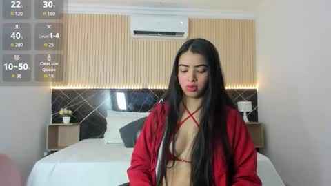 Snapshot of karol_cortes chatting on 10.14.25 karol_cortes online show from 10.14.25