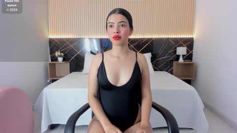 Snapshot of karol_cortes chatting on 10.16.25 karol_cortes online show from 10.16.25