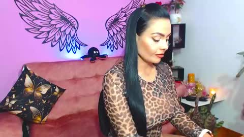 Snapshot of karol_kennedy chatting on 01.29.25 Karol Kenedy online show from 01.29.25
