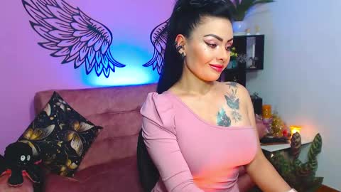 Snapshot of karol_kennedy chatting on 03.07.25 Karol Kenedy online show from 03.07.25