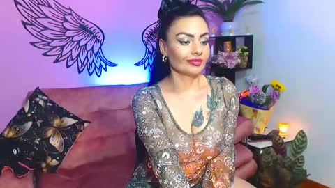Snapshot of karol_kennedy chatting on 03.10.25 Karol Kenedy online show from 03.10.25