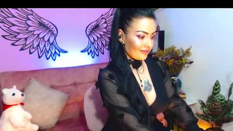 Snapshot of karol_kennedy chatting on 09.22.25 Karol Kenedy online show from 09.22.25