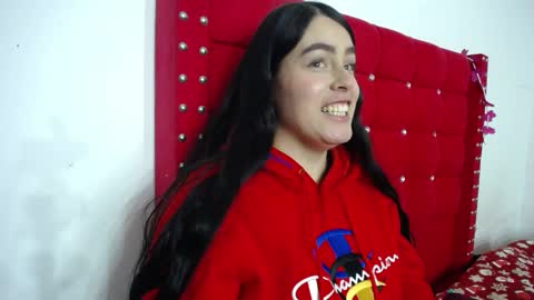 Snapshot of karolay_su chatting on 01.02.25 ARIANNA online show from 01.02.25