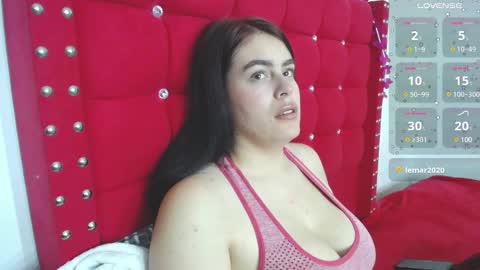 Snapshot of karolay_su chatting on 01.15.25 ARIANNA online show from 01.15.25