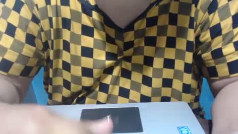 karolbb online show from 01.04.25