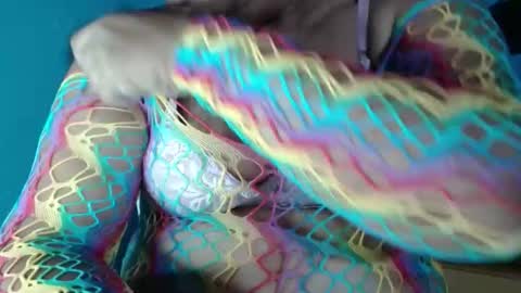 Snapshot of karolbb chatting on 10.31.25 karolbb online show from 10.31.25