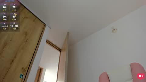 karolina_evans online show from 10.05.25