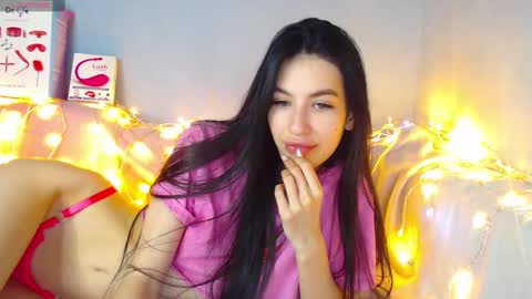 Kira online show from 12.23.24