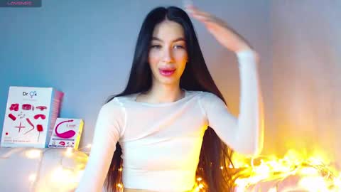 Kira online show from 12.26.24