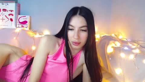 Kira online show from 01.11.25