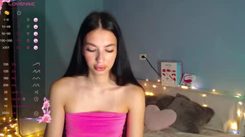 Snapshot of karolina_hottie_ chatting on 07.04.26 Kira online show from 07.04.26