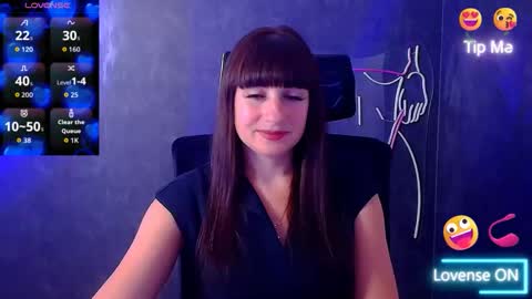 Caroline online show from 09.18.25