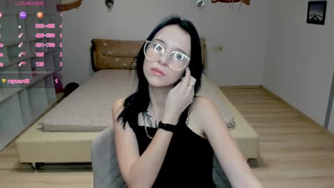 Karolina online show from 01.19.25